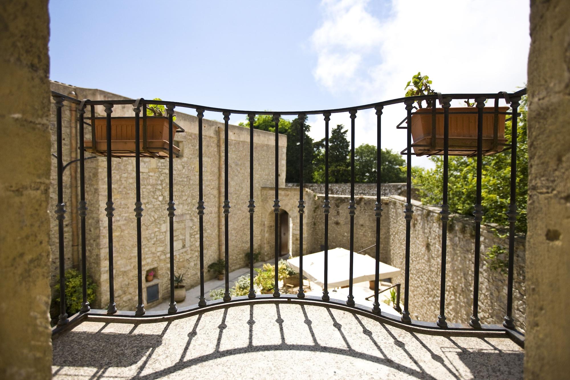 Il Carmine Dimora Storica Hotel Erice Exterior foto