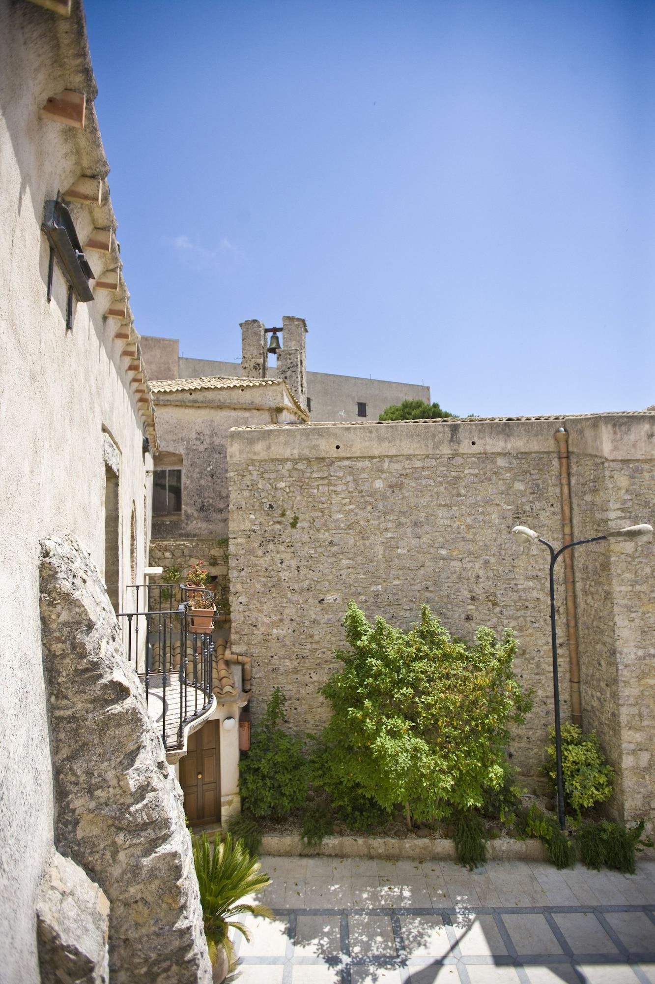 Il Carmine Dimora Storica Hotel Erice Exterior foto